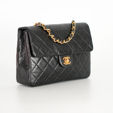 Chanel black leather vintage ref. 7967