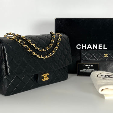 Chanel black vintage with coin purse full set ref. 8021