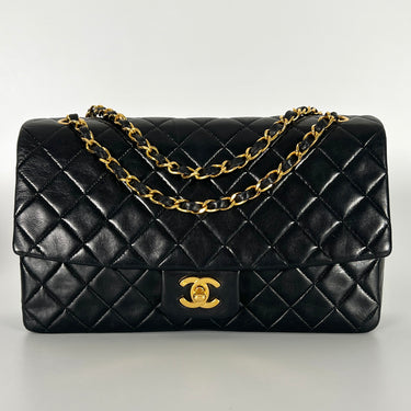 Chanel black vintage with coin purse full set ref. 8021