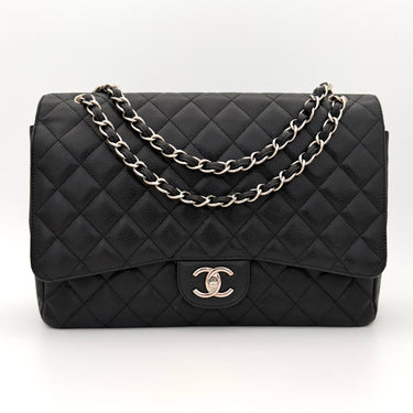 Chanel maxi jumbo caviar leather ref. 8051